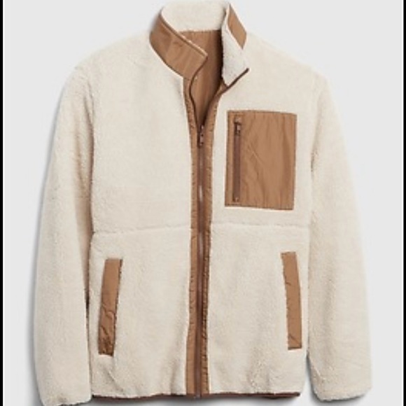 GAP Other - NWT - Men’s GAP reversible jacket. SIZE L